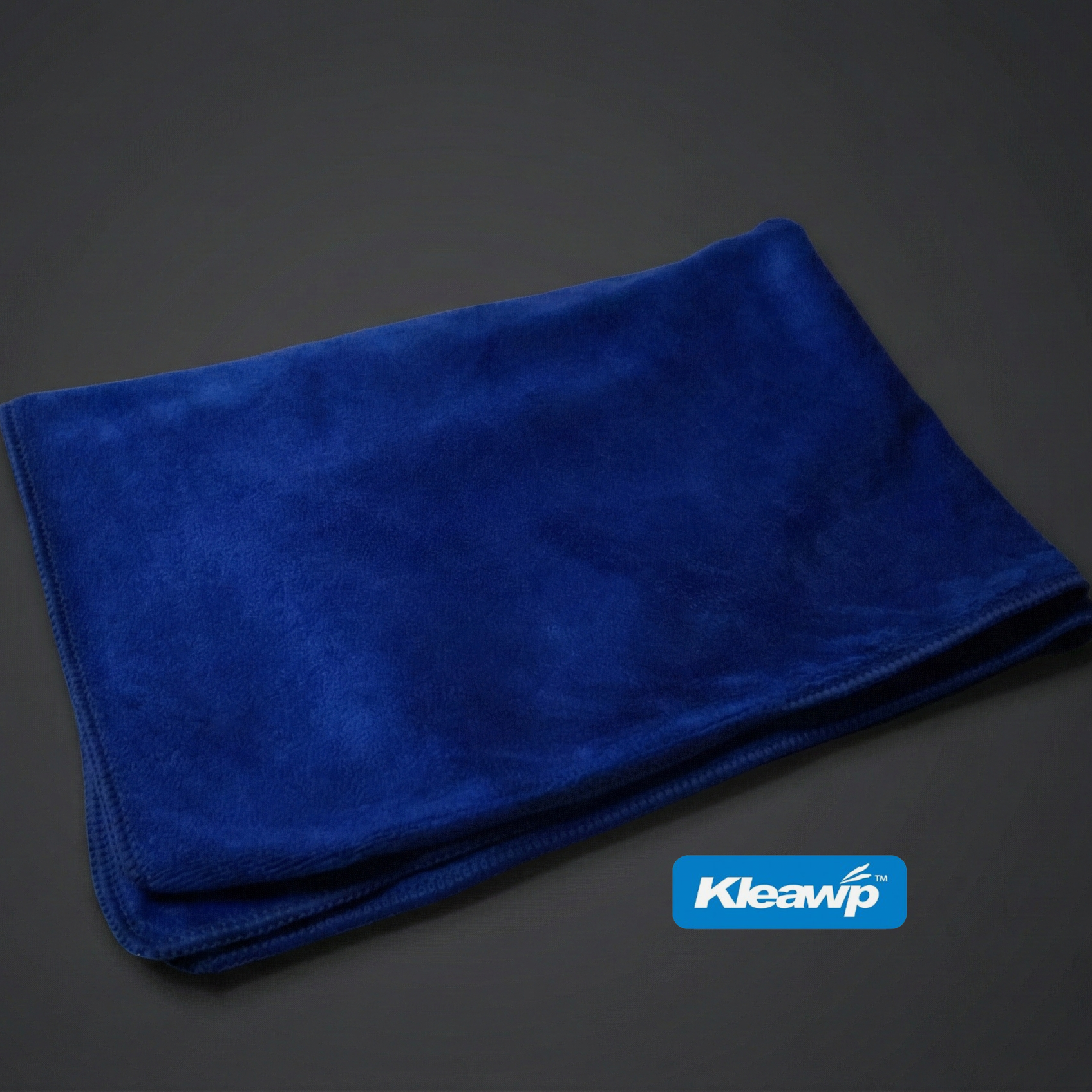 Kleawip large microfiber towel for pet drying