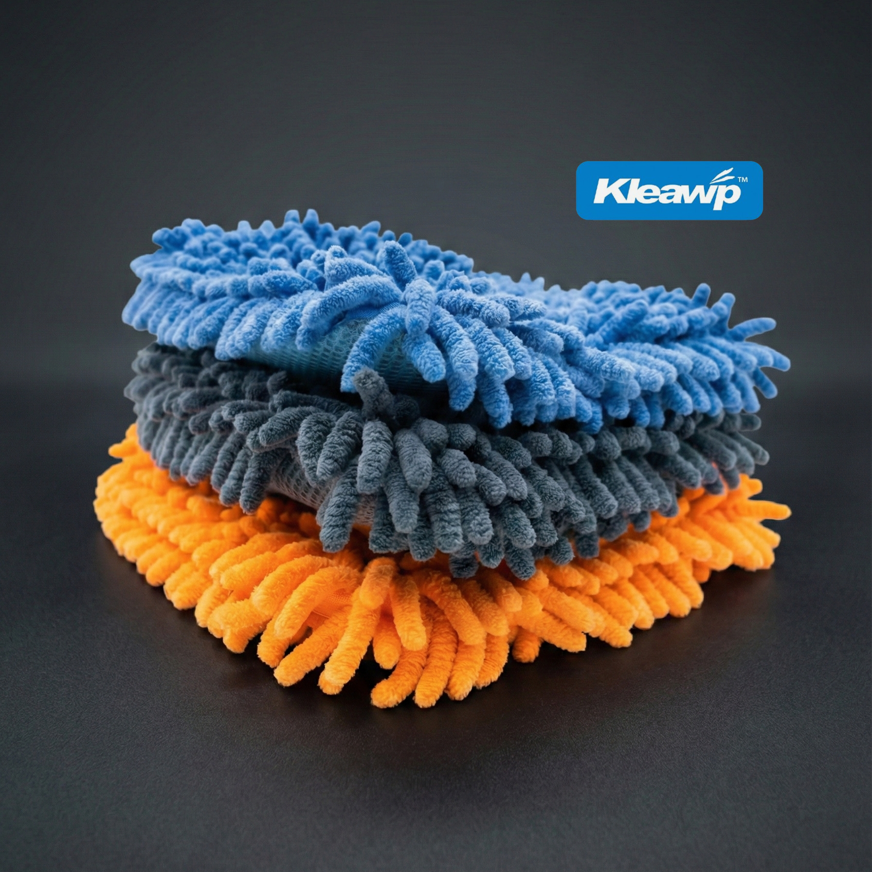 Kleawip microfiber cleaning glove for car washing
